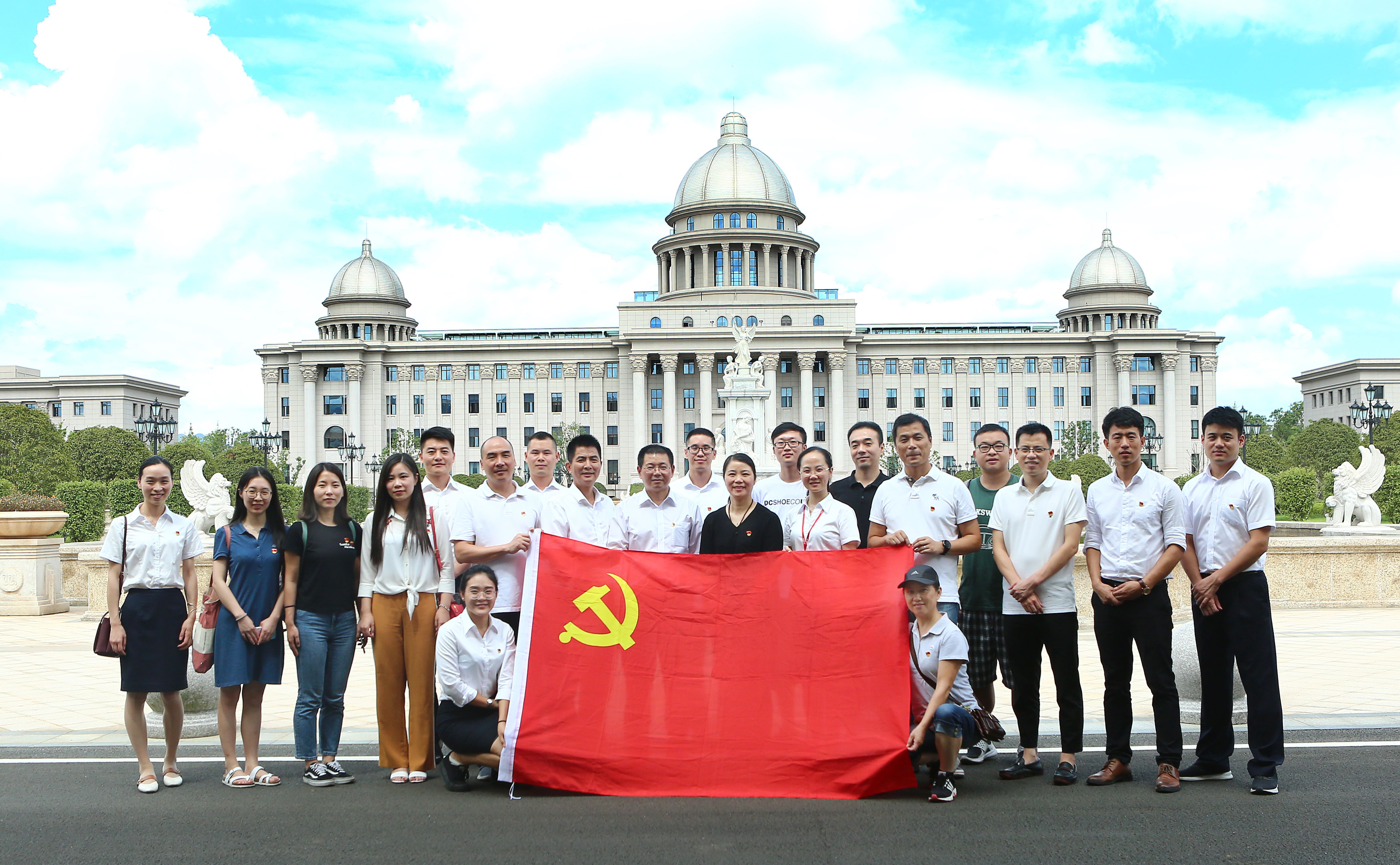 【關企合作，黨建共建】尊龍凱時通航與武漢蕭山機場海關啟動黨建共建