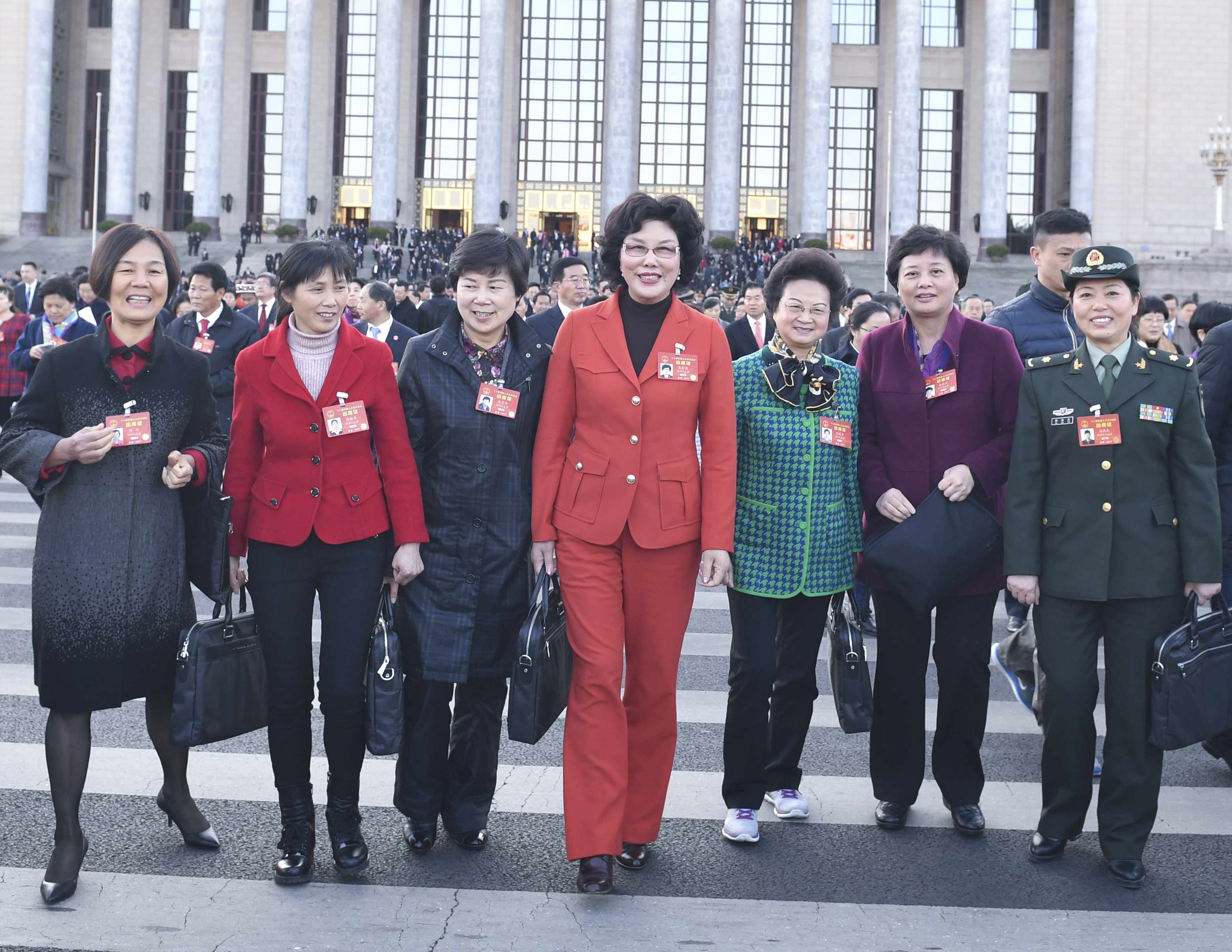 【湖北日報】節日裡女代表的風采